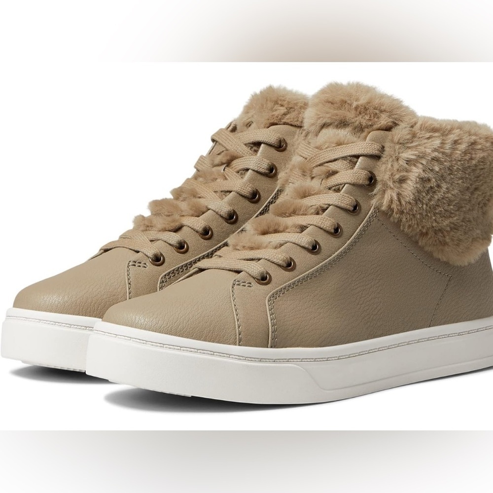 Koolaburra by UGG Women’s Faux Fur High Top Sneakers Taupe Leather Size 8.5